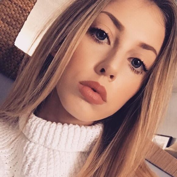 Meet your Posher, Leah - Picture 1 of 1